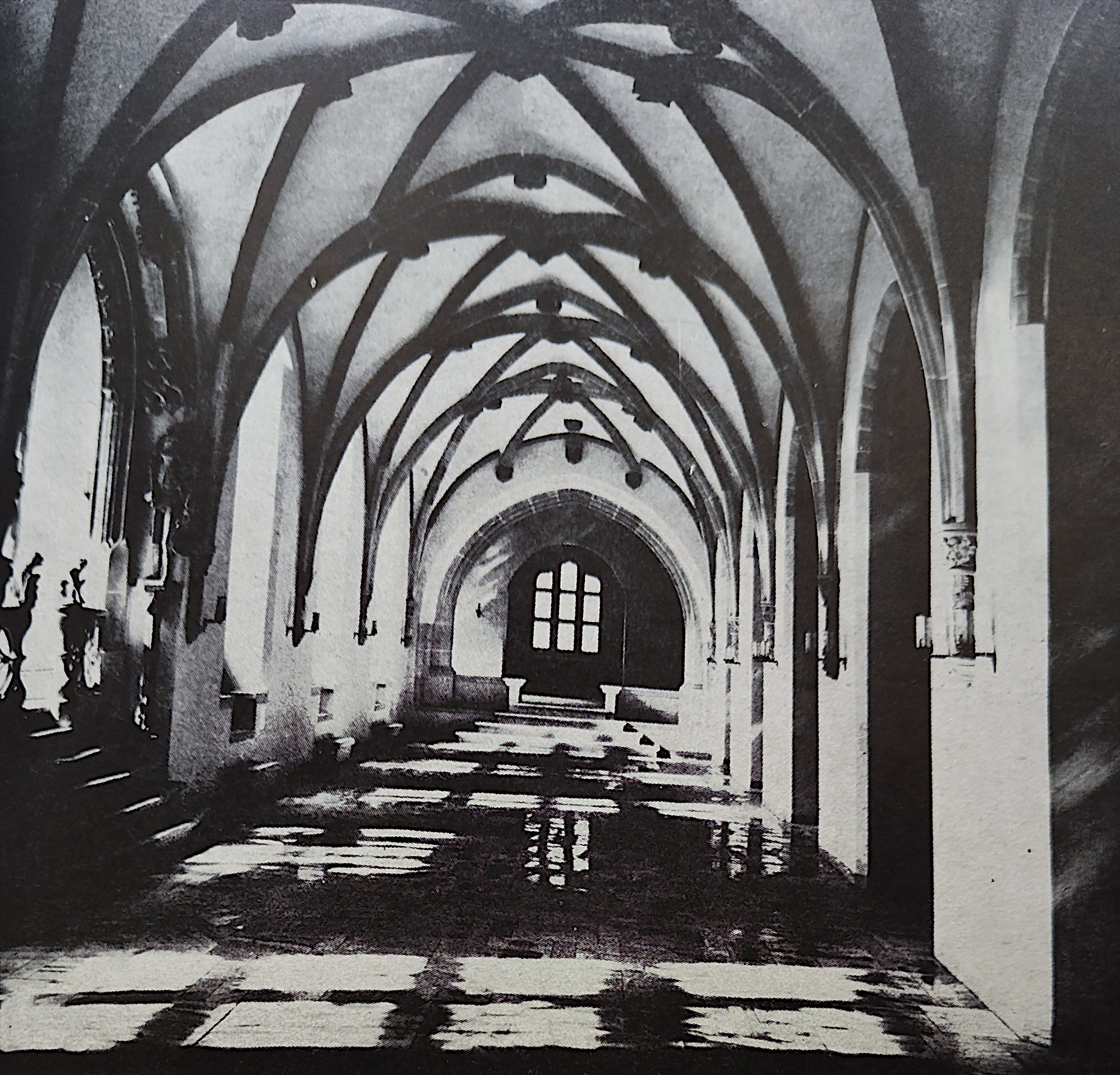 Ratusz we Wrocławiu, Refektarz w 1937 r. Fot. R. Jagusz. Źródło: M. Zlat, Ratusz wrocławski.